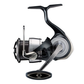 Daiwa 24 Certate Frontbremsrolle